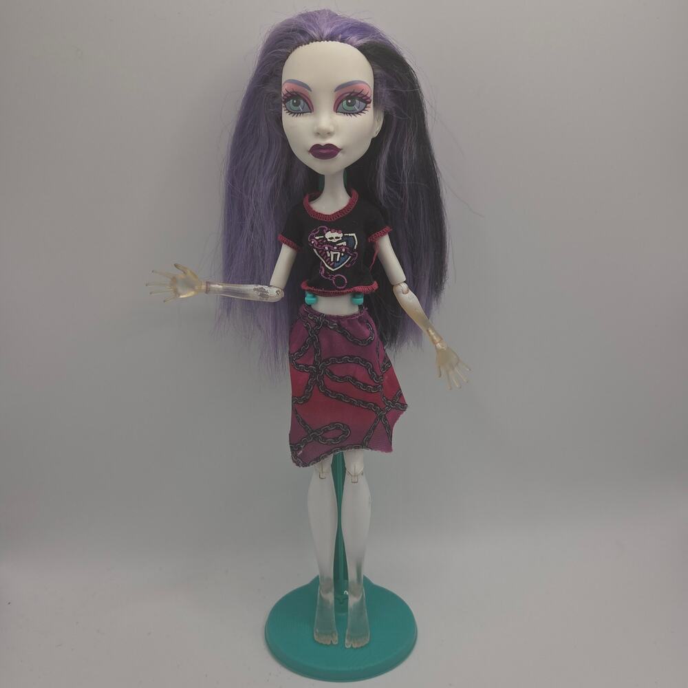 Monster High Spectra Vondergeist Ghoul Spirit Doll with Original Outfit
